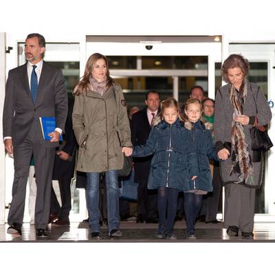 Prinzessin Leonor und Prinzessin Sofia zu Besuch beim Opa