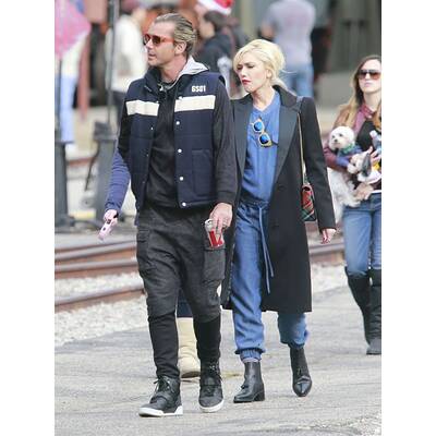 Gwen Stefani unterwegs mit ihrer Familie