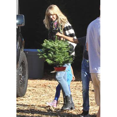 Heidi Klum & Familie suchen Christbaum aus
