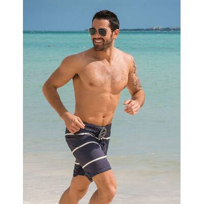 Jesse Metcalfe: Sexy Strand-Urlaub mit Freundin