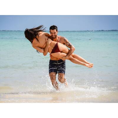Jesse Metcalfe: Sexy Strand-Urlaub mit Freundin