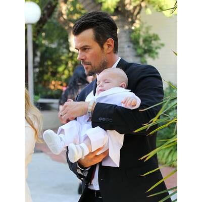 Fergie & Josh Duhamel lassen baby Axl taufen