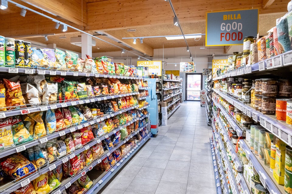 Rund 810 m² Verkaufsfläche bieten Platz für ein breites Sortiment, das sich durch die persönliche Handschrift der Kauffrau auszeichnet.