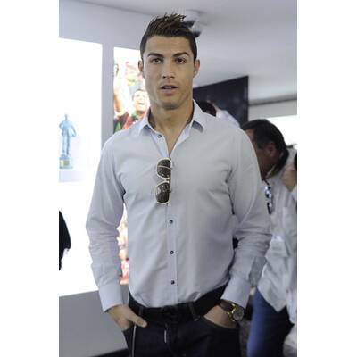 Cristiano Ronaldo nimmt Sohn zur Museums-Eröffnung mit