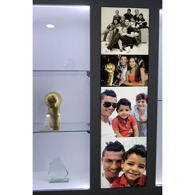 Cristiano Ronaldo nimmt Sohn zur Museums-Eröffnung mit