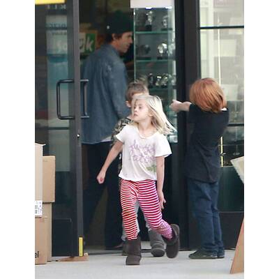 Hazel, Phinnaeus und Henry beim wilden Spiel