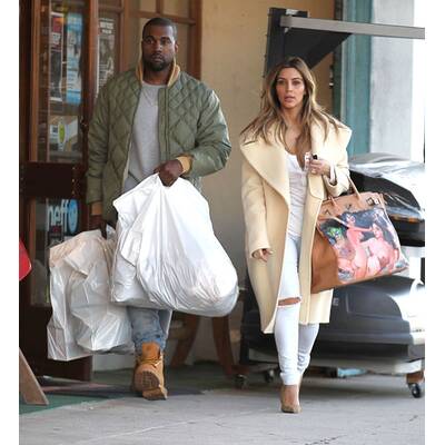 Kim zeigt teuflisches Weihnachtsgeschenk