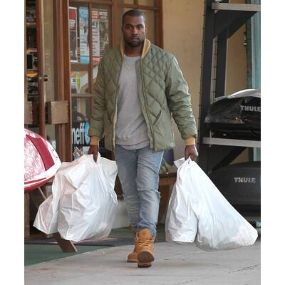 Kim zeigt teuflisches Weihnachtsgeschenk