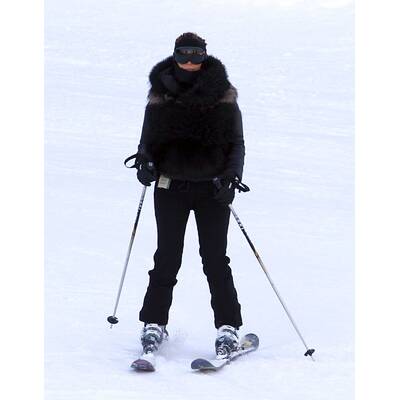 Kim Kardashian im Skiurlaub