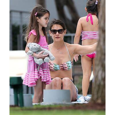 Katie Holmes im Badeurlaub mit Tochter Suri