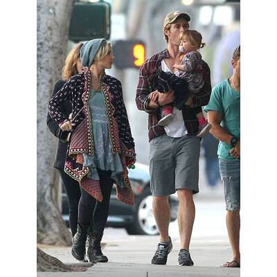 Chris Hemsworth bei Lunch-Date mit Frau und Tochter