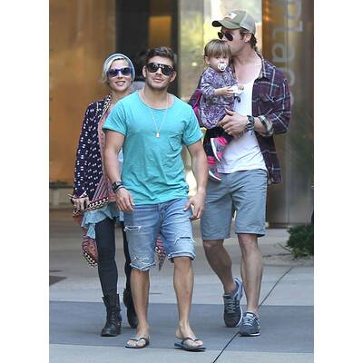Chris Hemsworth bei Lunch-Date mit Frau und Tochter