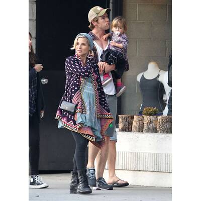 Chris Hemsworth bei Lunch-Date mit Frau und Tochter