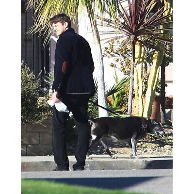 Ashton Kutcher & Mila Kunis: Morgenspaziergang