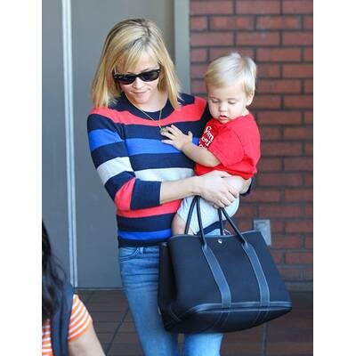 Reese Witherspoon: Unterwegs mit Sohn Tennessee