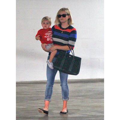 Reese Witherspoon: Unterwegs mit Sohn Tennessee