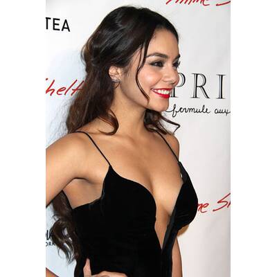Vanessa Hudgens lässt tief blicken