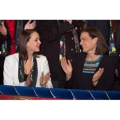 Die monegassischen Royals haben Spaß bei Zirkusfest