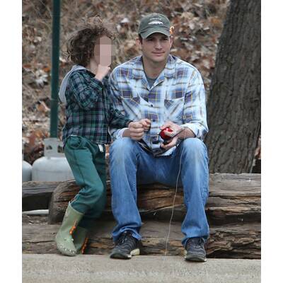 Ashton Kutcher angelt mit unbekanntem Kind