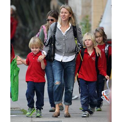 Naomi Watts im Mama-Dienst