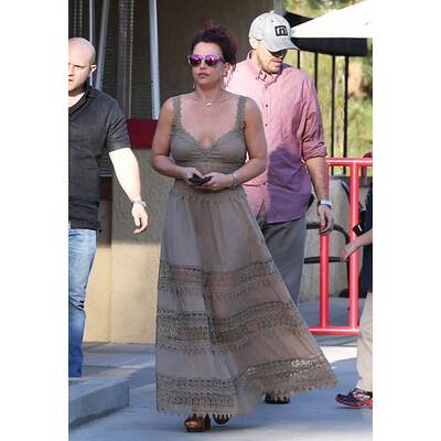 Britney Spears zeigt sich mit roten Haaren 