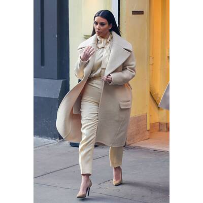 Kim Kardashian zeigt Eierschal-Flop 