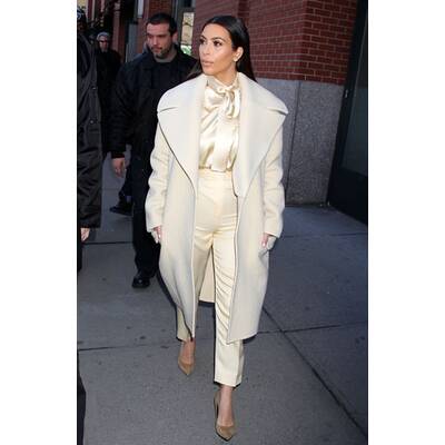 Kim Kardashian zeigt Eierschal-Flop 