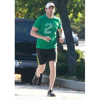 Ashton Kutcher zeigt sich sportlich