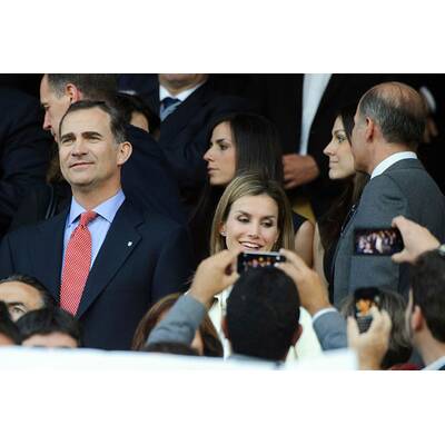 Kronprinzessin Letizia & Felipe bei Fußballmatch
