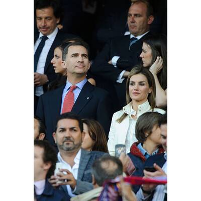 Kronprinzessin Letizia & Felipe bei Fußballmatch
