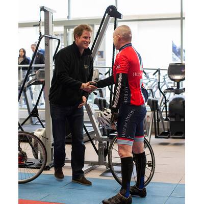 Prinz Harry trifft Sportler für 