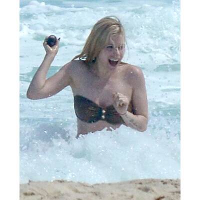 Avril Lavigne macht blau