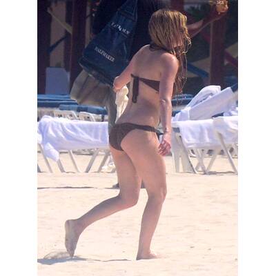 Avril Lavigne macht blau