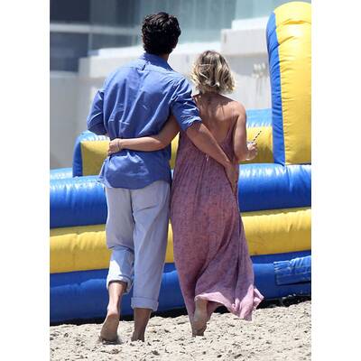 Kaley Cuoco verliebt mit Ehemann Ryan Sweeting