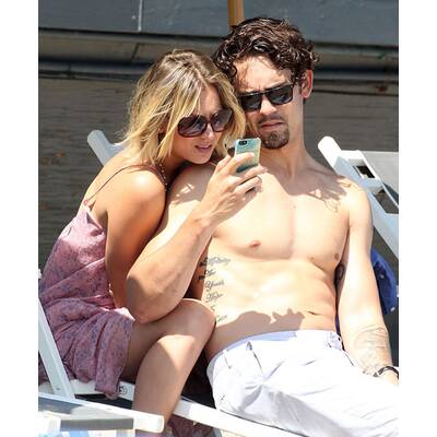 Kaley Cuoco verliebt mit Ehemann Ryan Sweeting