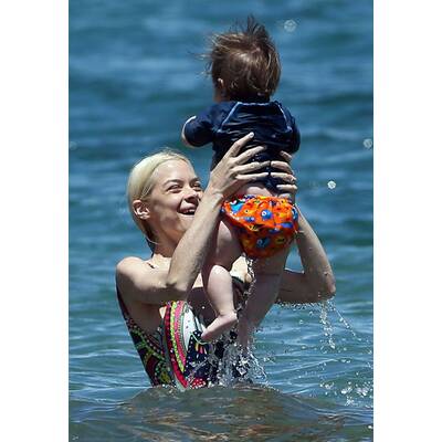 Jaime King urlaubt auf Maui mit Ehemann und Baby