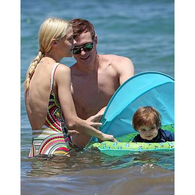 Jaime King urlaubt auf Maui mit Ehemann und Baby