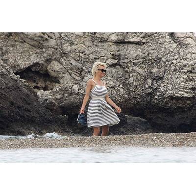 Die Stars machen Strandurlaub: Minnie Driver.