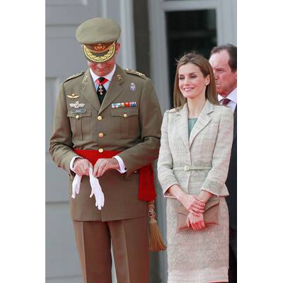 Königin Letizia strahlt neben Ehemann Felipe