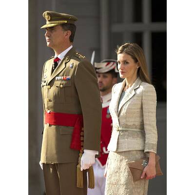 Königin Letizia strahlt neben Ehemann Felipe