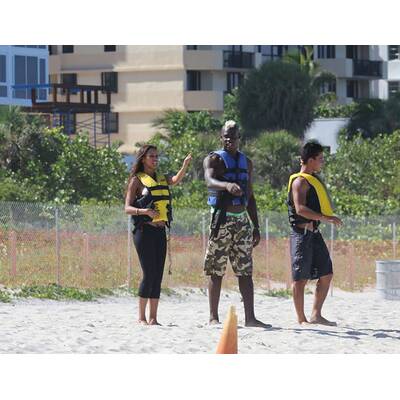 Mario Balotelli: Liebesurlaub mit Fanny Neguesha 