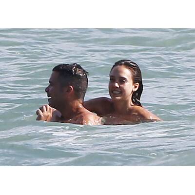 Jessica Alba: Sexy Bikiniurlaub in Mexiko