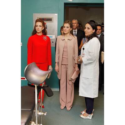 Königin Letizia besucht Krebspatienten in Marokko