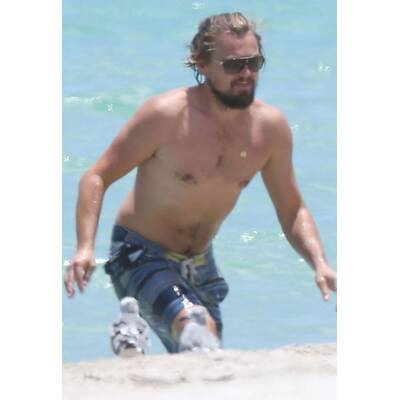 Leonardo DiCaprio zeigt Wohlstandsbäuchlein