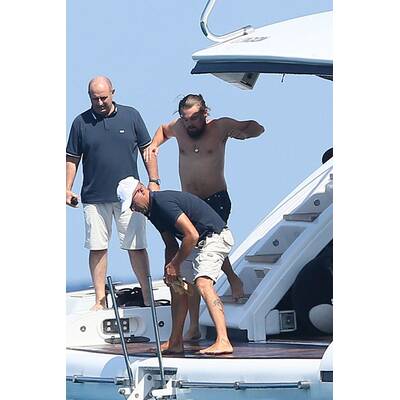 Leonardo DiCaprio & Toni Garrn relaxen in St. Tropez