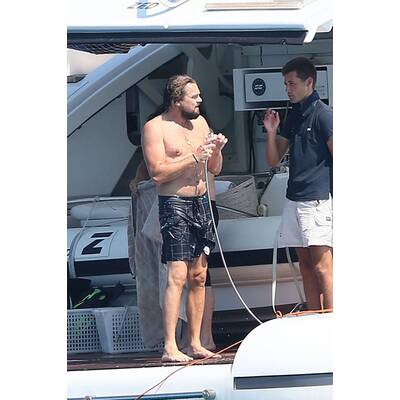 Leonardo DiCaprio & Toni Garrn relaxen in St. Tropez