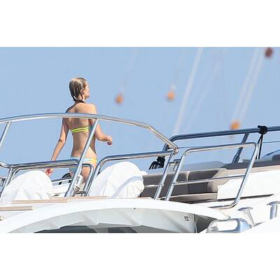 Leonardo DiCaprio & Toni Garrn relaxen in St. Tropez