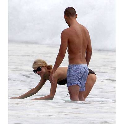 Paris Hilton hat einen Sommerflirt