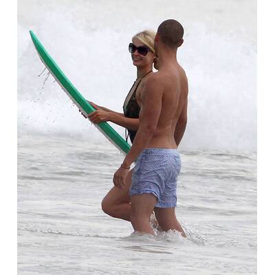 Paris Hilton hat einen Sommerflirt