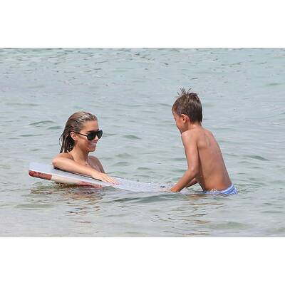 Sylvie Meis: Badespaß mit Sohn Damian in St. Tropez